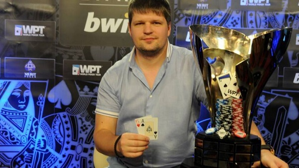 В 2013 году Рыбин стал чемпионом серии международных турниров по покеру World Poker Tour