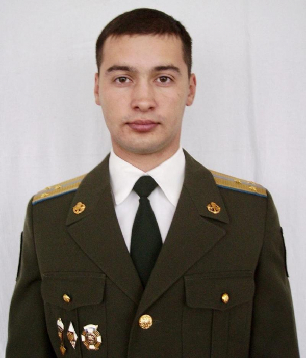 Получил военное образование
