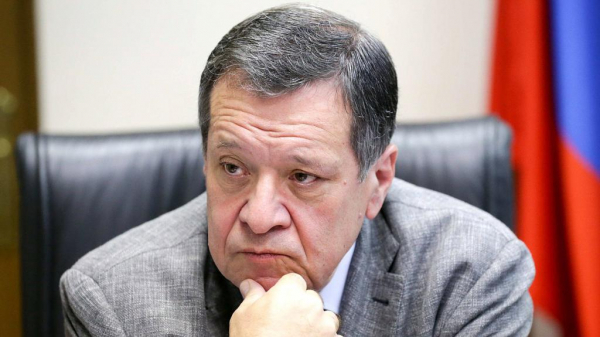 Андрей Макаров