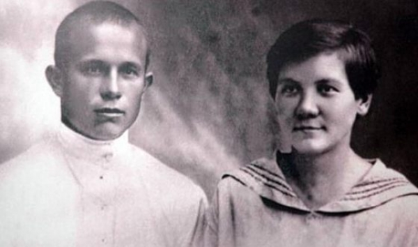 Никита Хрущев и Нина Кухарчук в молодости