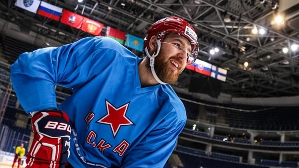 Никита Нестеров на льду