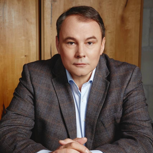 Петр Толстой