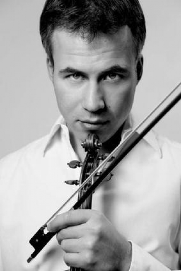 Александр Рождественский, сын Владимира Спивакова