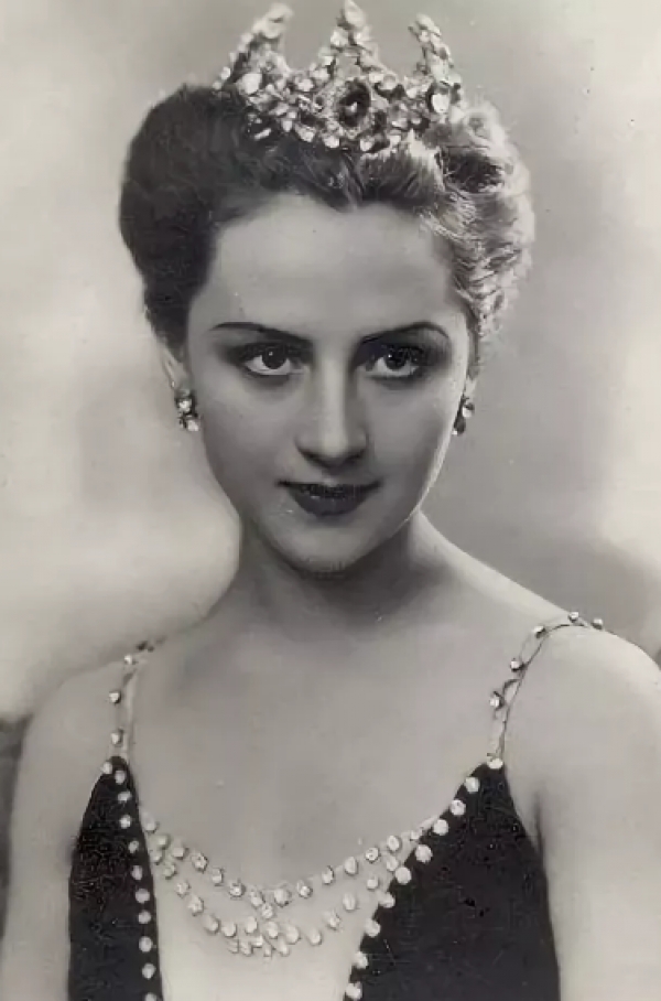 Алла Шелест